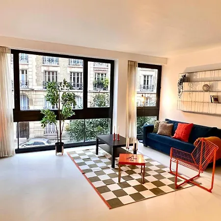 Spacious Luxembourg 6 People Daire Paris